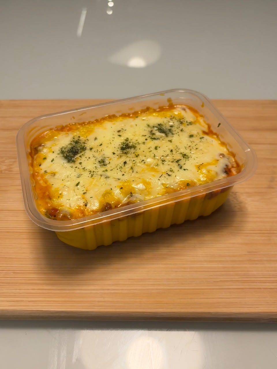 Arroz com carne moída, purê de batata e brócolis
